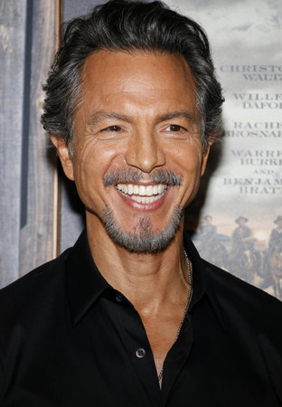 Benjamin Bratt at the Los Angeles premiere of 'Dead For A Dollar' held at the DGA Theatre in Hollywood, USA on September 28, 2022.のeditorial素材