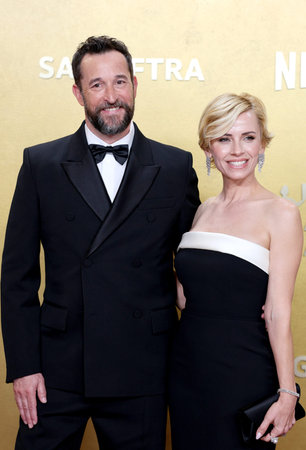 Noah Wyle and Sara Wells at the 32nd Annual Actor Awards held at Shrine Auditorium and Expo Hall in Los Angeles, USA on March 1, 2026.のeditorial素材