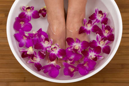 Spa treatment with beautiful orchidsの写真素材