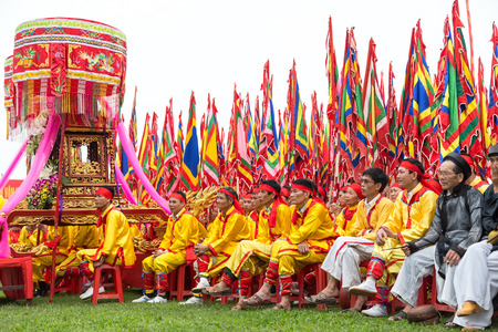 HANOI - VIETNAM, APRIL 6, 2014  The people in a folk festival in Hanoi, Vietnamのeditorial素材