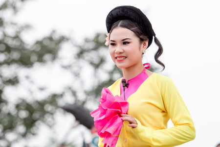 HANOI - VIETNAM, APRIL 6, 2014  The people in a folk festival in Hanoi, Vietnamのeditorial素材