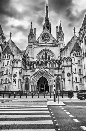 Main entrance of the Royal Courts of Justice on the Strand, London, UKのeditorial素材