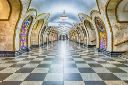 MOSCOW - AUGUST 22, 2016: Novoslobodskaya subway station in Moscow, Russia. The station is on the Koltsevaya Line of the Moscow Metro and opened in 1952のeditorial素材