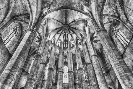 BARCELONA - AUGUST 10: Interior of the gothic church of Santa Maria del Mar in the Ribera district of Barcelona, Catalonia, Spain, on August 10, 2017のeditorial素材