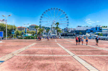 CANNES, FRANCE - AUGUST 15: View over the Panoramic Ferris Wheel in Cannes, Cote d'Azur, France, as seen on August 15, 2019. It is located on the back of the Palais des Festivals et des Congresのeditorial素材