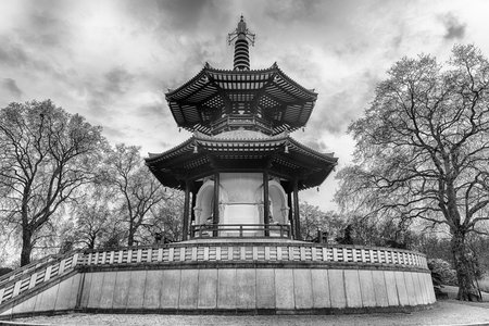 The London Peace Pagoda in the Battersea park, iconic landmark in London, England, UKの写真素材