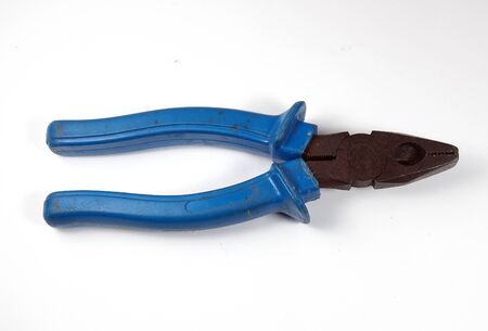 combination cutting pliers