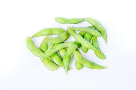 garden pea isolated on white backgroundの写真素材