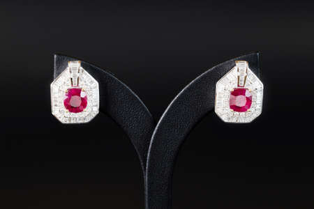 Diamonds Earring in black backgroundの写真素材