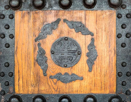 chines door texture