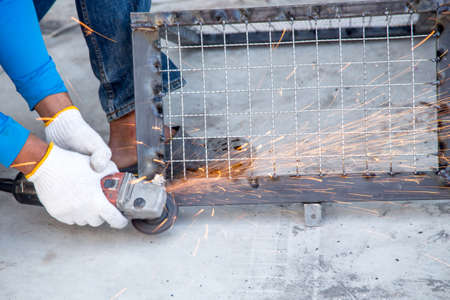 metal sawing close upの写真素材