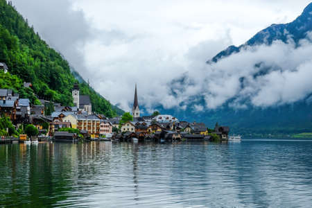 view of famous Hallstatt mountain village with Hallstaetter Lakeのeditorial素材