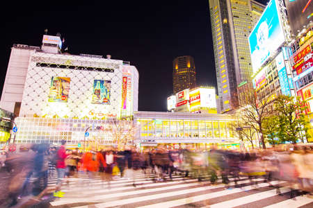 Crowd at Shibuya junction in Tokyo Japanのeditorial素材