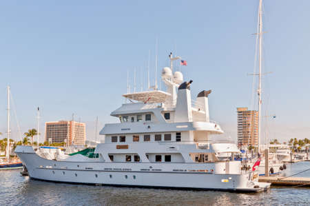 Fort Lauderdale, USA - December 8, 2011: Expedition yacht Copasetic at waterfront homes in Fort Lauderdale, FL at December 8, 2011. There are 165 miles of waterways within the city limits and 9,8 percent of the city is covered by water.のeditorial素材