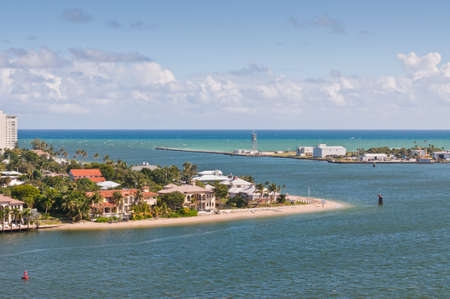 Entrance Channel to Fort Lauderdale. Intracoastal waterway and Port Everglades provide passageway for cruise ships and smaller vessels, in Fort Lauderdale, Florida.の写真素材