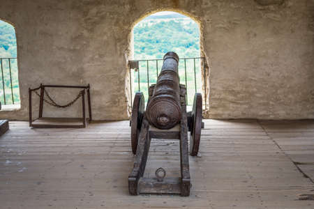 Braubach, Germany - May 23, 2016: Front loaded cannon ready to defend Marksburg Castle at Braubach, Germany. It is one of the principal sites of the UNESCO World Heritage Rhine Gorge.のeditorial素材
