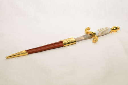 Small Dagger