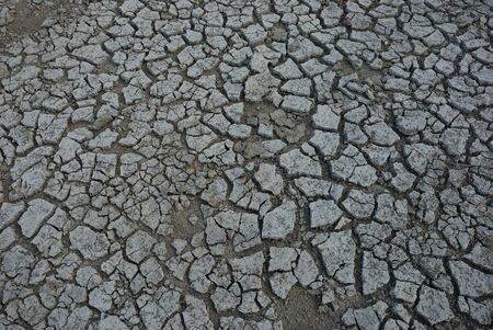 Desiccated ground