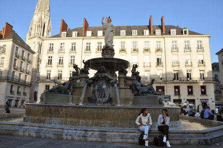 People in front of the Fountain on the Place Royale in Nantesのeditorial素材