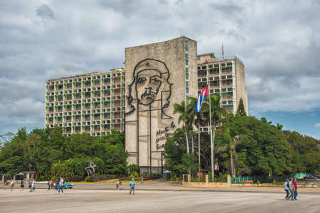HAVANA, CUBA - FEBRUARY 17, 2018 - Steel memorial of Che Guevara, with the quotation Hasta la Victoria Siempre Until the Everlasting Victory, Always , Plaza de la Revolucionのeditorial素材