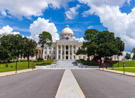 Montgomery, AL / USA - August 27, 2020: Alabama State Capitol building in Montgomery Alabamaのeditorial素材