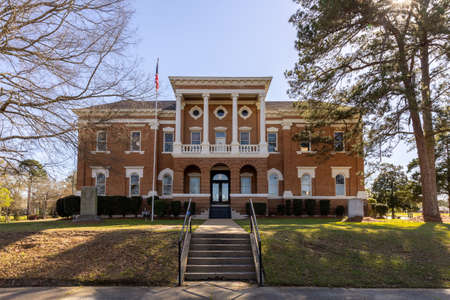 Collins, MS - 2022: Covington County Courthouseのeditorial素材
