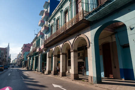 Deco and colonial architecture live side by side on the old facades of the Cuban capital.のeditorial素材