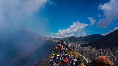 Crowd at the top of the bromo craterのeditorial素材