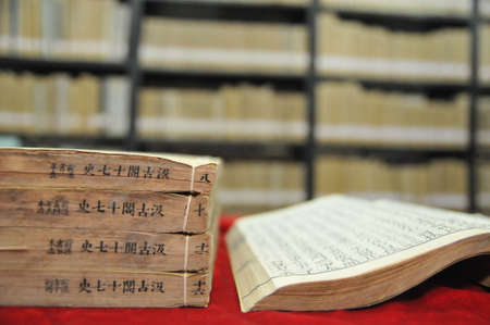 Old booksのeditorial素材