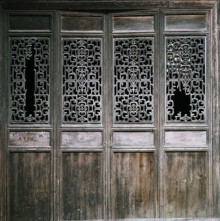 Chinese gate
