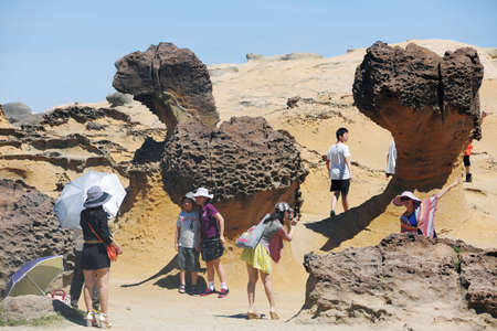People at yeliu geology parkのeditorial素材