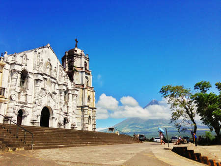 Daraga church with mt mayon in the background. の素材