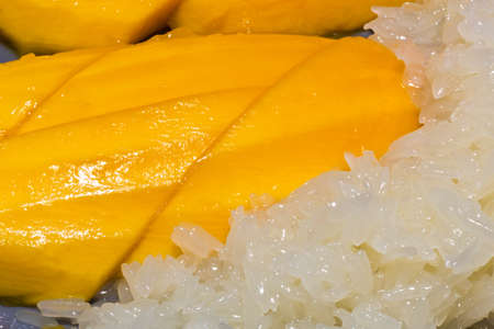 Sweet mango with sticky rice, Thai dessert.の写真素材