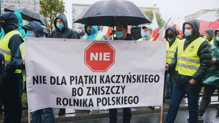 Warsaw, Poland 13.10.2020 - Protest of the Farmers anti government slogan banner. High quality photoのeditorial素材