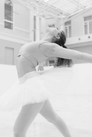 Black and white photo of flexible slender young girl ballerina. BWの写真素材