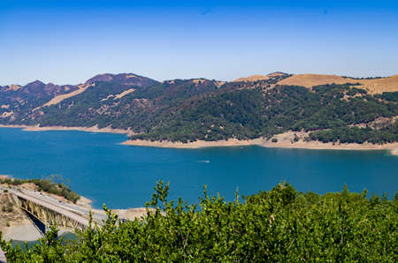 Lake Sonoma in northern Sonoma County provides drinking water and a recrational area.の写真素材