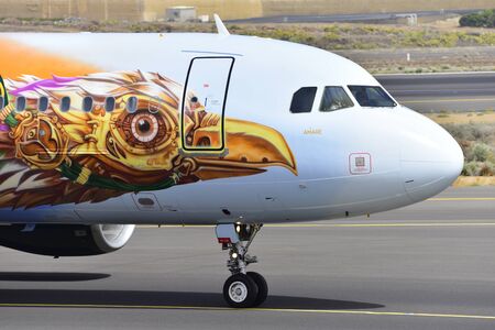 TENERIFE, SPAIN-JULY 17, 2017: Aircraft- Airbus A320-214 of Brussels Airlines at the waiting point to start the take off the airport of Tenerife South on July 17, 2017のeditorial素材