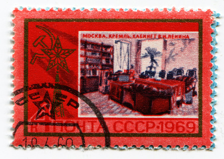 USSR - CIRCA 1969: a stamp printed by USSR shows Lenin Museum, Pskov, series, circa 1969のeditorial素材