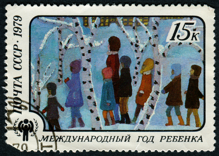 USSR - CIRCA 1979: A stamp printed in USSR shows the Children?s drawing "Excursion" from the series "International Year of the Child", circa 1979のeditorial素材
