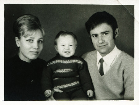Ussr - CIRCA 1990s: An antique Black & White photo show Family portraitのeditorial素材