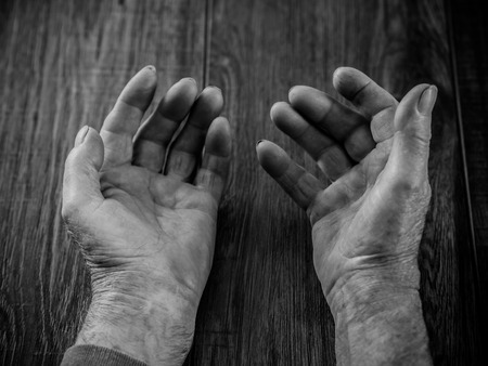 hands of the old manの写真素材