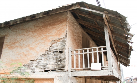 Abandoned house in olded city of thailandの写真素材