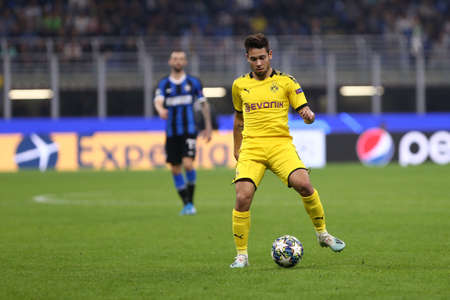 Milan, Italy. 23th October 2019. Uefa Champions League. Fc Internazionale vs Borussia 09 Dortmund. Raphael Guerreiro of Borussia Dortmund Milan, Italy.のeditorial素材