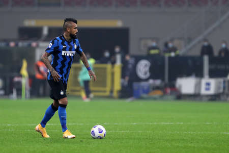 Turin, Italy. 31th November 2020. Arturo Vidal of FC Internazionale during the Serie A match between FC Internazionale and Parma Calcio.のeditorial素材