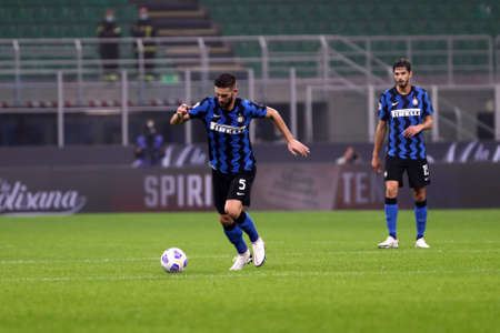 Turin, Italy. 31th November 2020. Roberto Gagliardini of FC Internazionale during the Serie A match between FC Internazionale and Parma Calcio.のeditorial素材