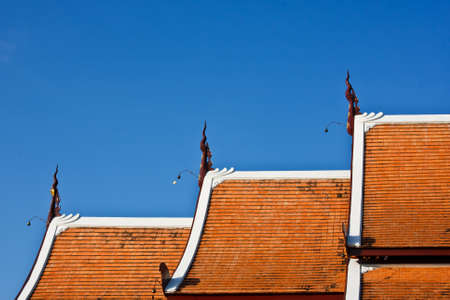 roof thai temple on white backgrounds の写真素材