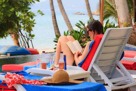 woman read the bookのeditorial素材