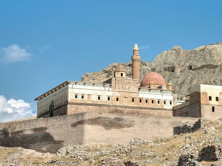 Agri, Turkey - September 29, 2013: Ishak Pasha Palace (ishakpasa sarayi) near Dogubayazit in Eastern Turkeyのeditorial素材