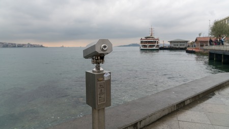 Istanbull, Turkey - December 2017: Coin operated binocular with blurred blurred background Istanbul Bosphorusのeditorial素材