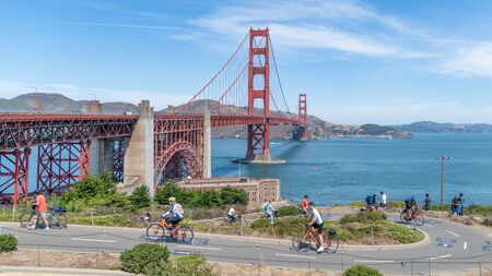San Francisco, USA - August 2019: Golden Gate Bridge on a sunny summer dayのeditorial素材